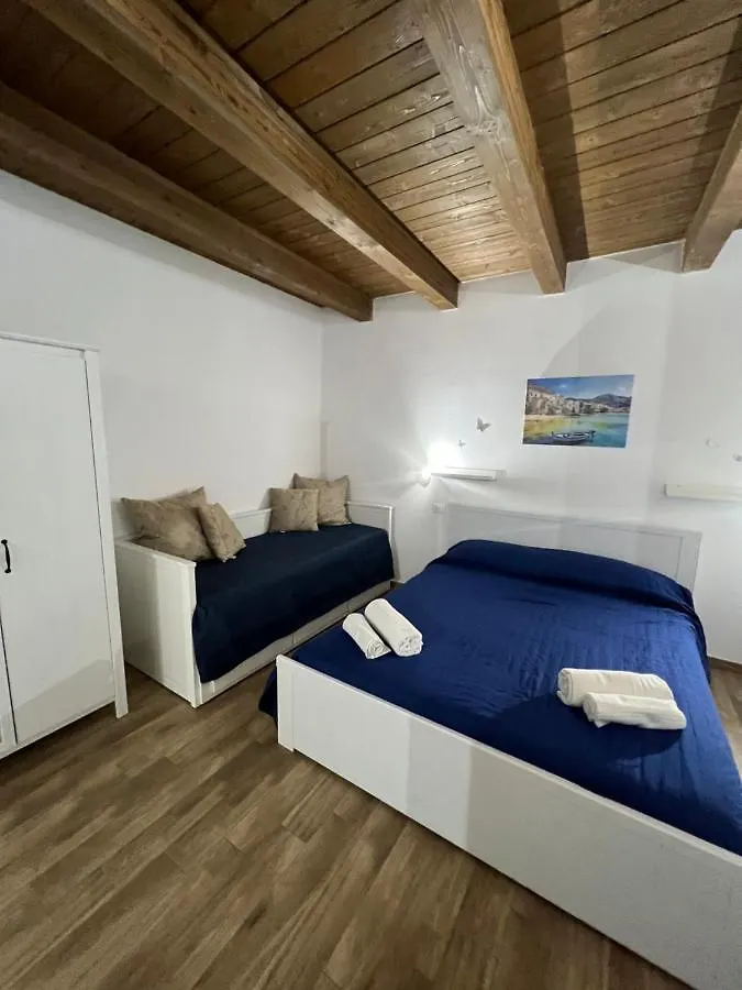 Cefalu Center Apartment