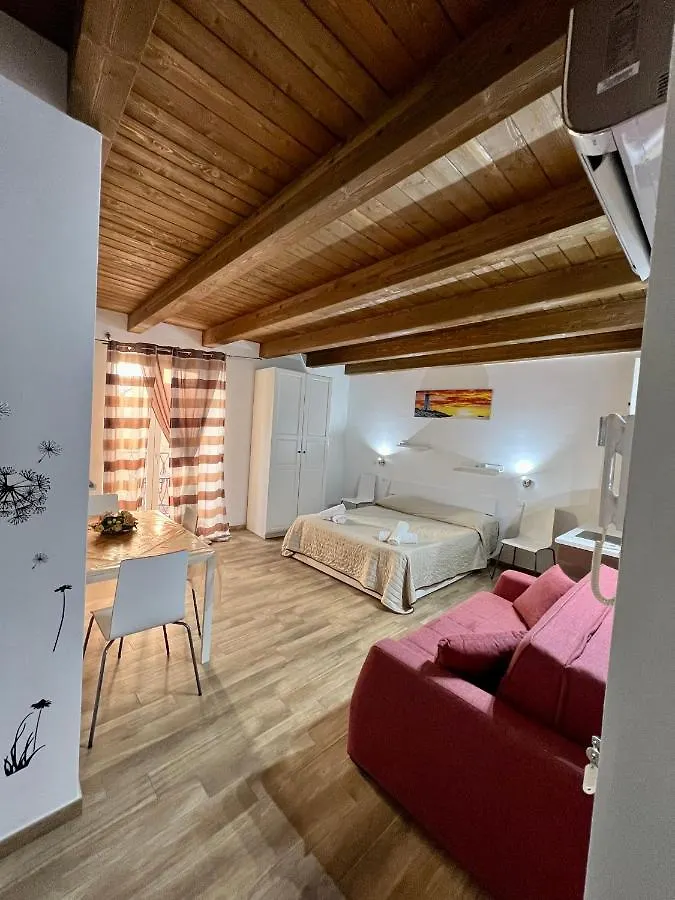 Cefalu Center Apartment 0*,  איטליה