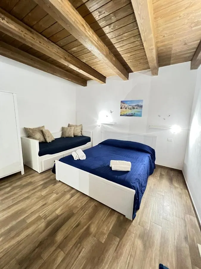 Cefalu Center Apartment